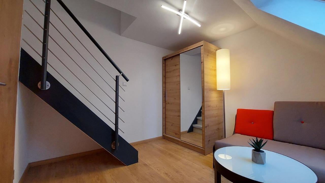 Wohnambiente Apartman Selb Kültér fotó